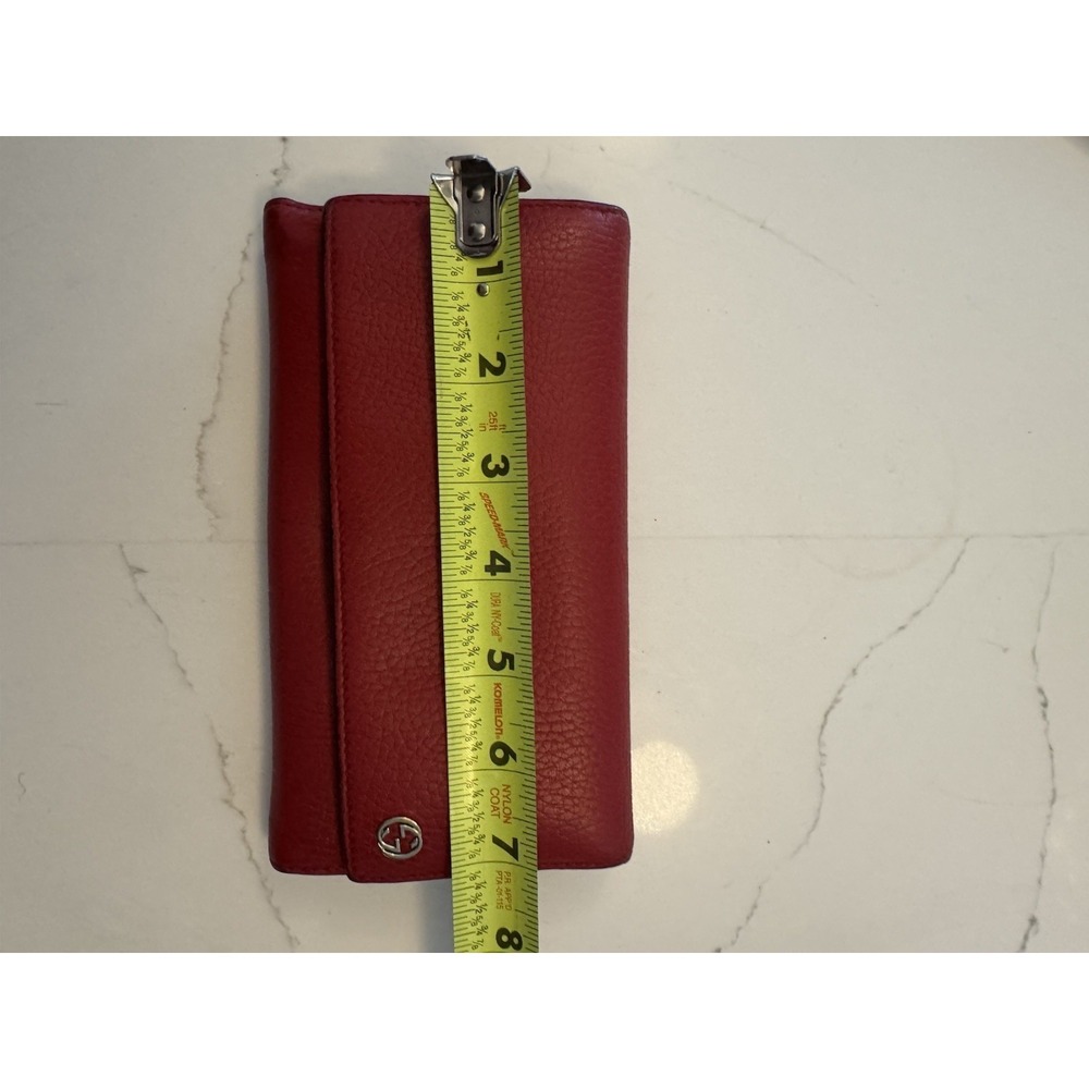 Red Gucci Leather Wallet - Snap Closure w/ Zipper Pocket Inside - Includes COA - Picture 4 of 5